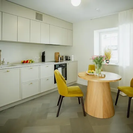 Gueldenstubbe Residences Kuressaare Extérieur photo