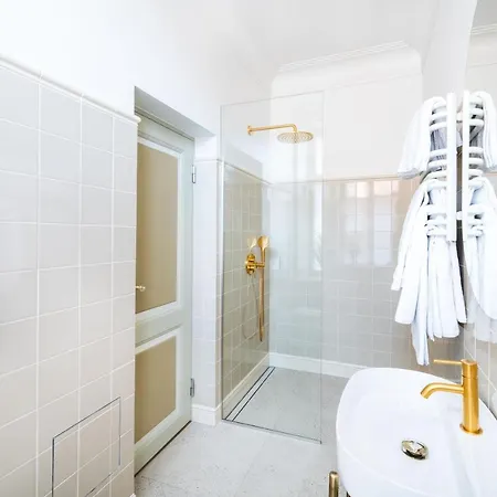 Gueldenstubbe Residences Kuressaare Extérieur photo