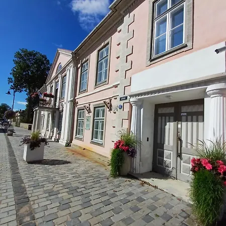 Gueldenstubbe Residences Kuressaare Extérieur photo